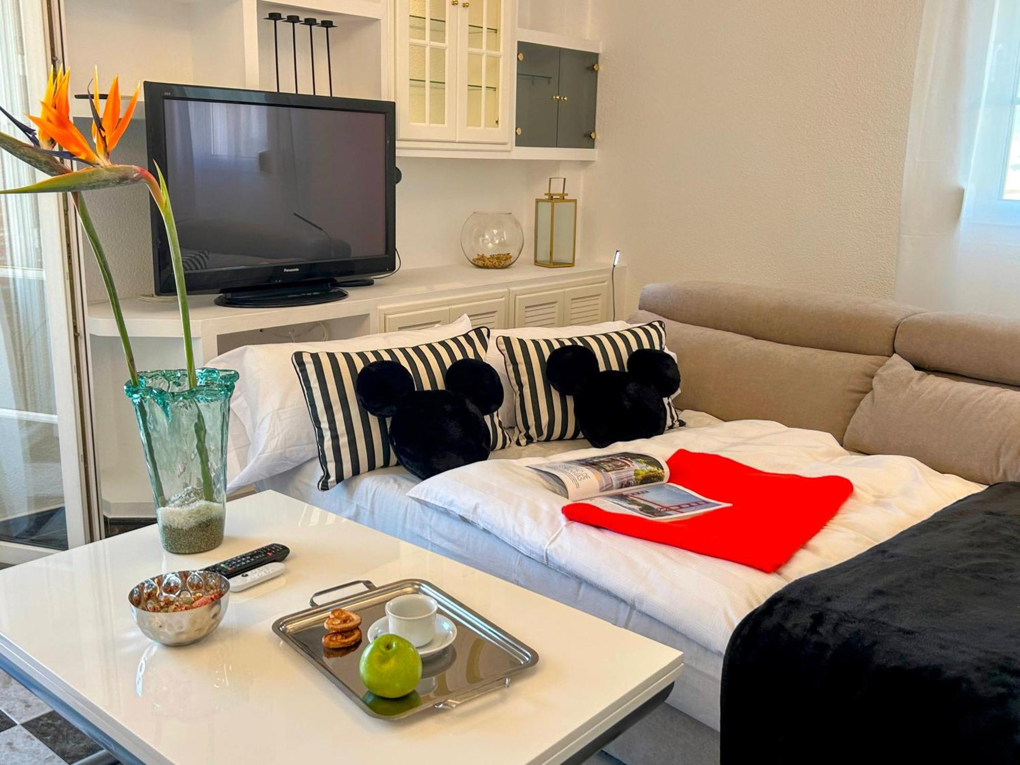 Iberos Royal Apartment La Zubia  Luaran gambar